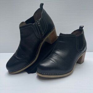 Dansko Harlene Ankle Boots Womens EU 37- US 6.5 - 7 Black Leather Heels Booties